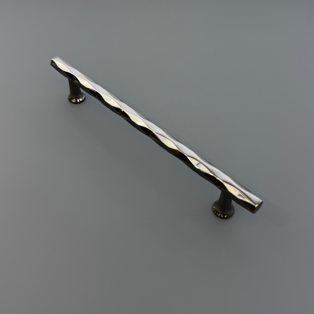 HARLEY & WAGER, Hexham Bar Handle, 160mm Centres